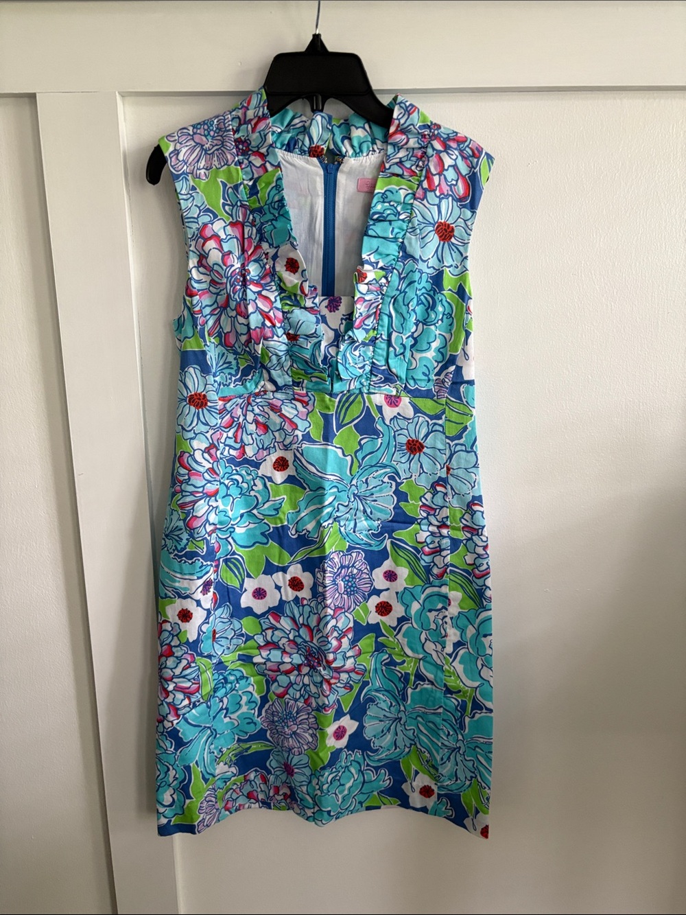 Lilly Pulitzer Sleeveless Floral Shift Dress in Blue, Green, Pink